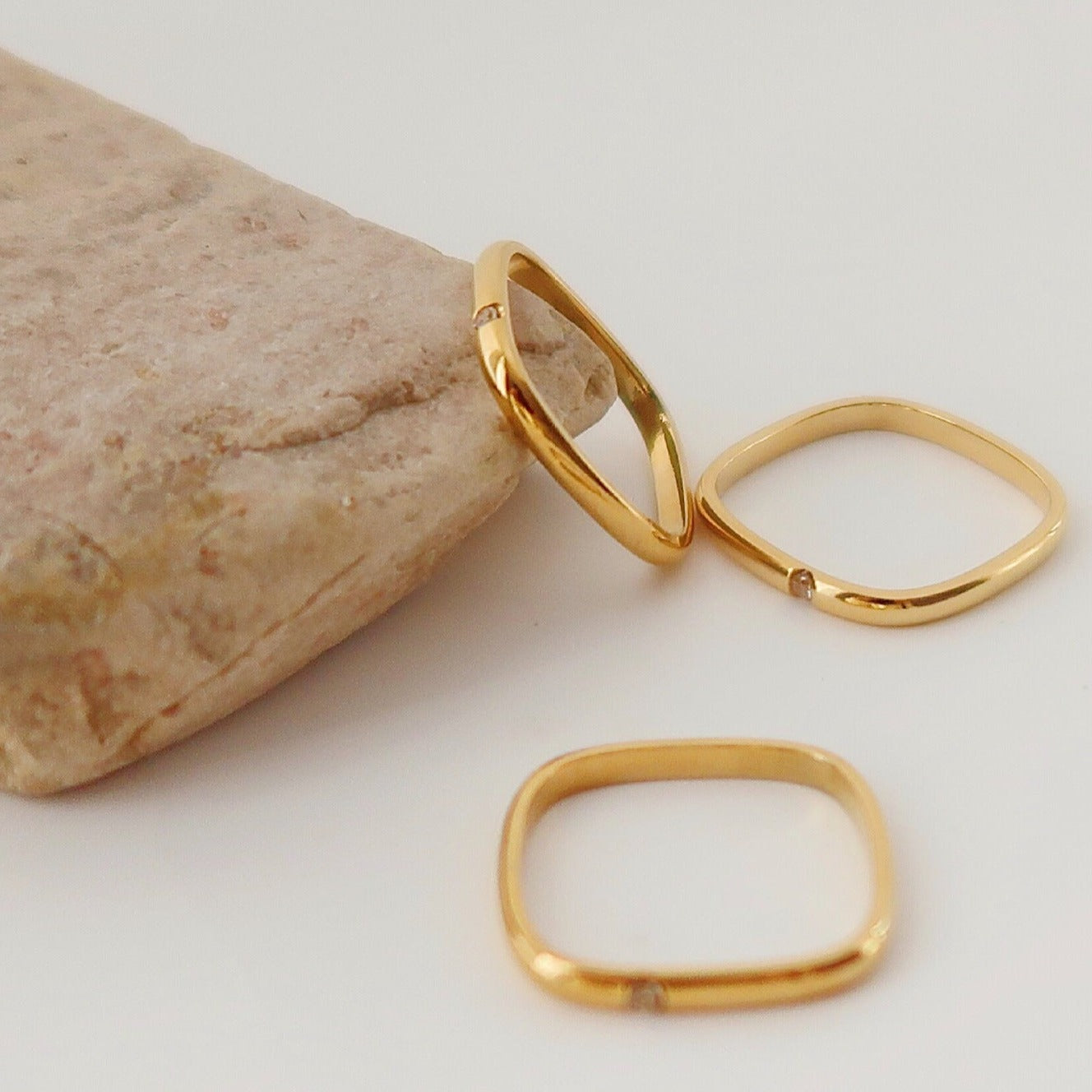 Kvadratisk tynd ring