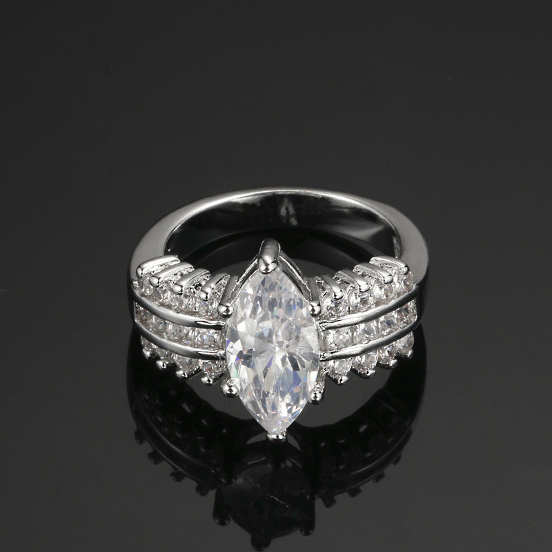 Odette Mercer Ring | Hvidguld
