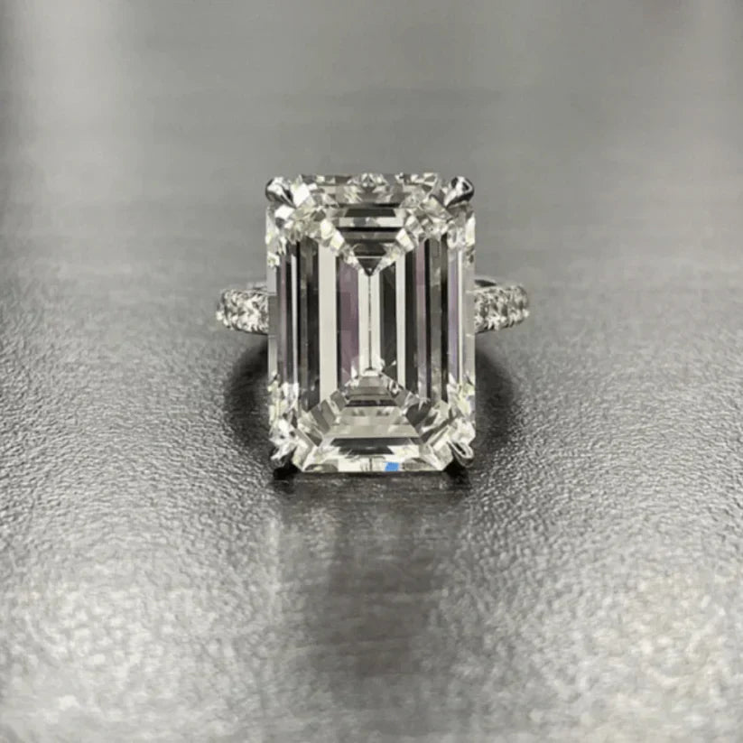 Bettina Lorenzi Ring | Hvidguld