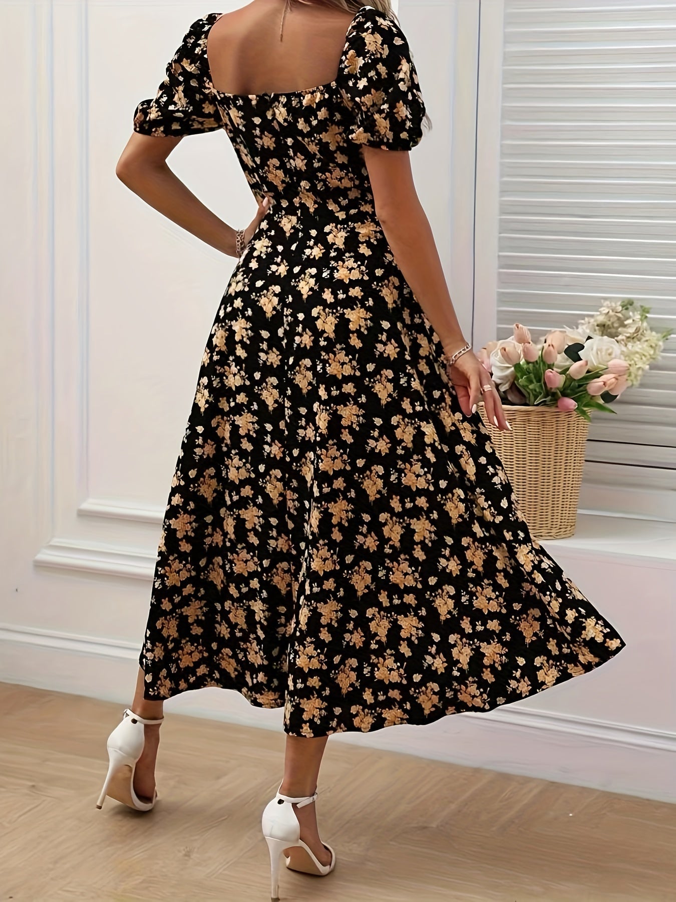 Rosea Feminine Floral Kjole