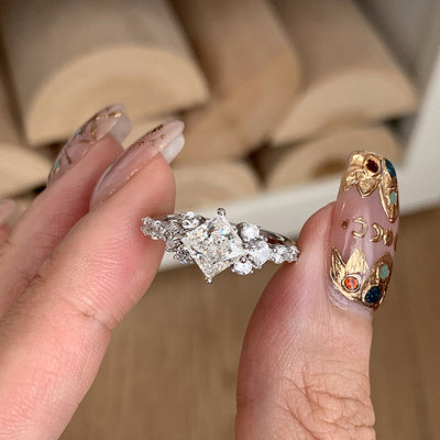 Vera Collette Ring | Hvidguld