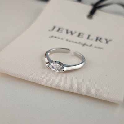 Aya Sterling Ring | Hvidguld
