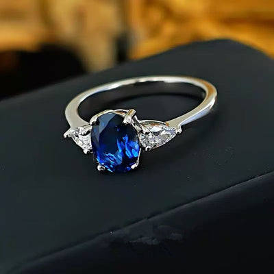 Marin Thorneau Ring | Hvidguld