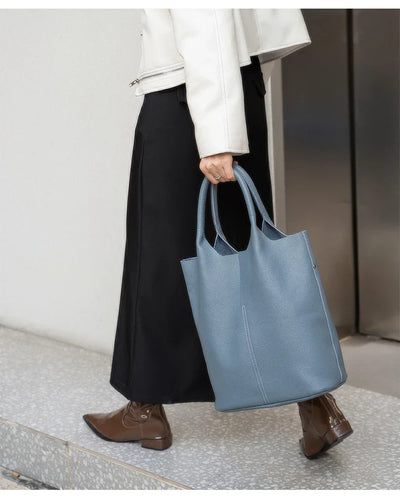 saga™ – lyseblå bucket taske i luksuslæderlook