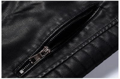 Mikkel™ Armor – Vintage læderlook med quiltede skuldre