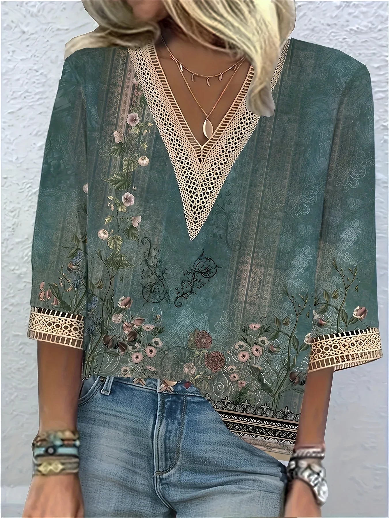 Boheme V-hals Bluse med Mønster | Olsen & Olsen™