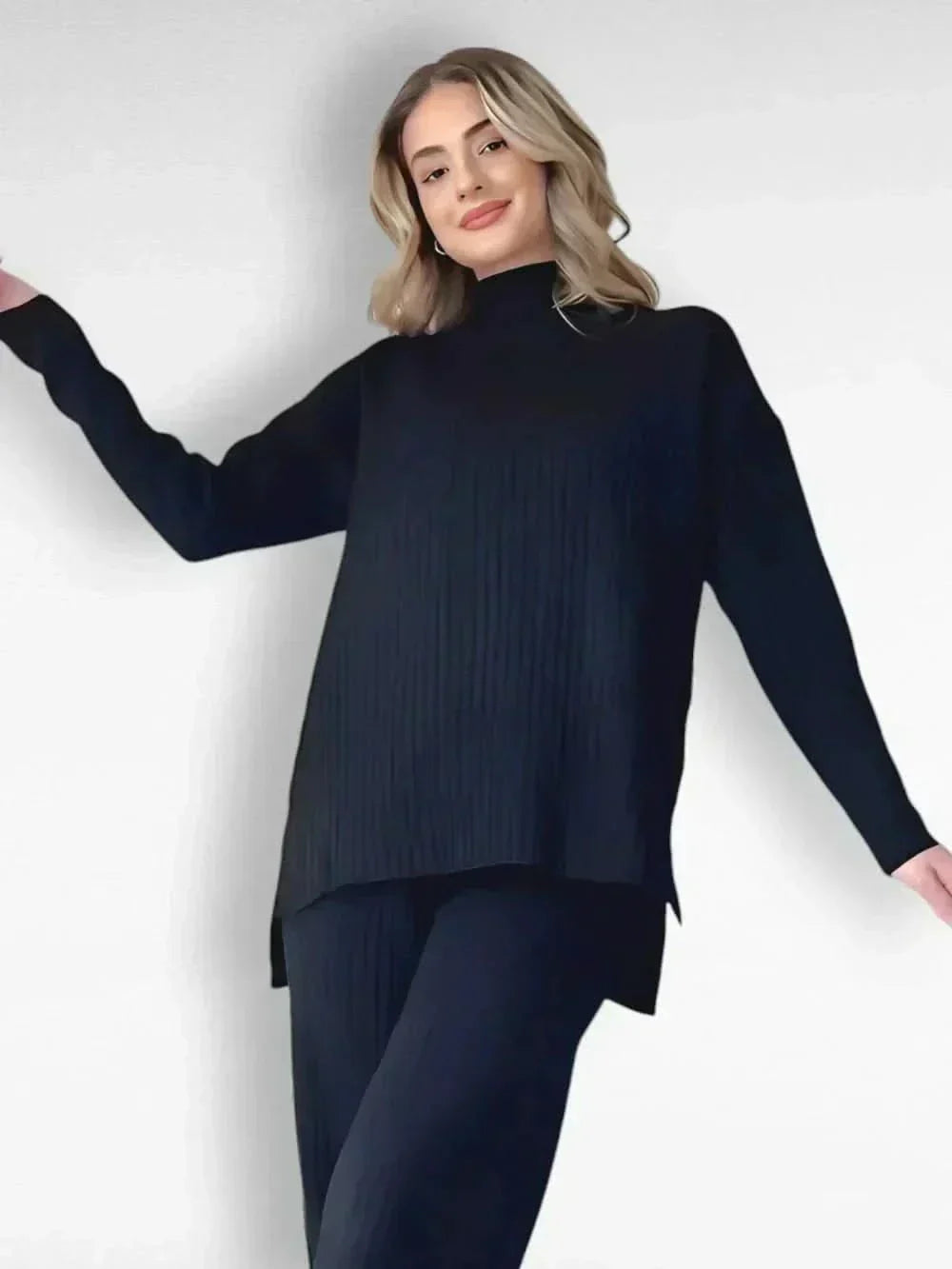 Daisy™ Sæt: Elegant Bluse og Bukser fra Olsen & Olsen™ - Olsen Official