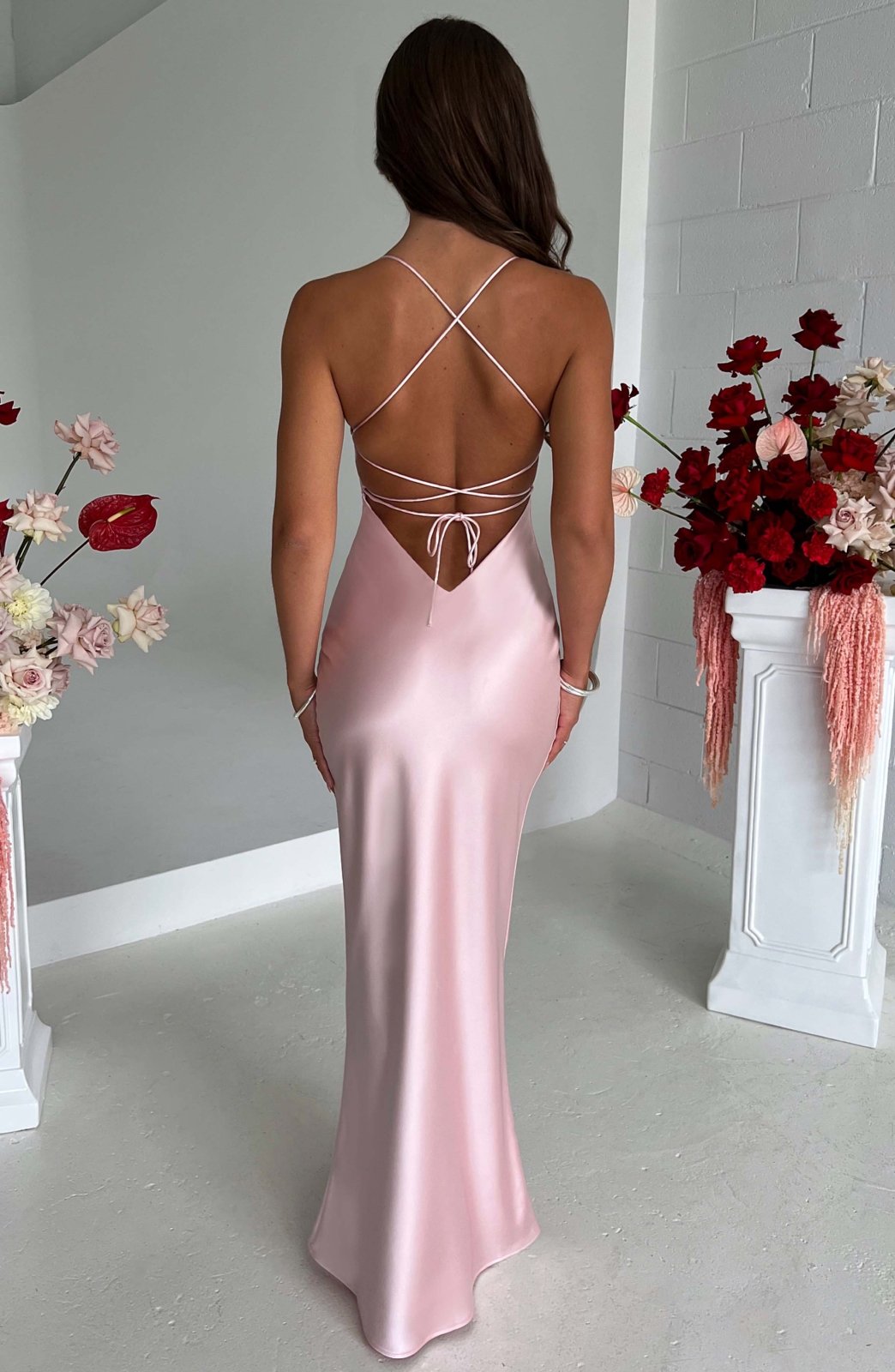 Rosea luksuriøs satin maxi kjole