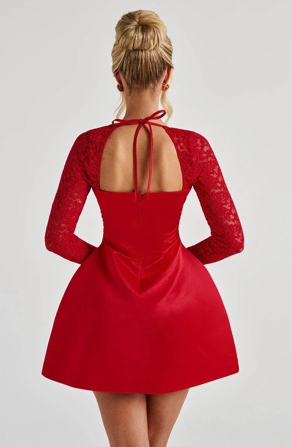 Rosa satin mini kjole